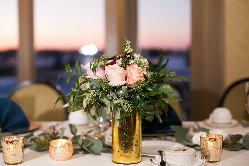 Callie V Photography, Rush Creek Golf Club, burgundy wedding, winter wedding, Twin Cities wedding floral, wedding florist, Minneapolis wedding florist, Twin Cities wedding florist, Artemisia Studios, burgundy wedding floral, burgundy wedding flowers, winter wedding flowers