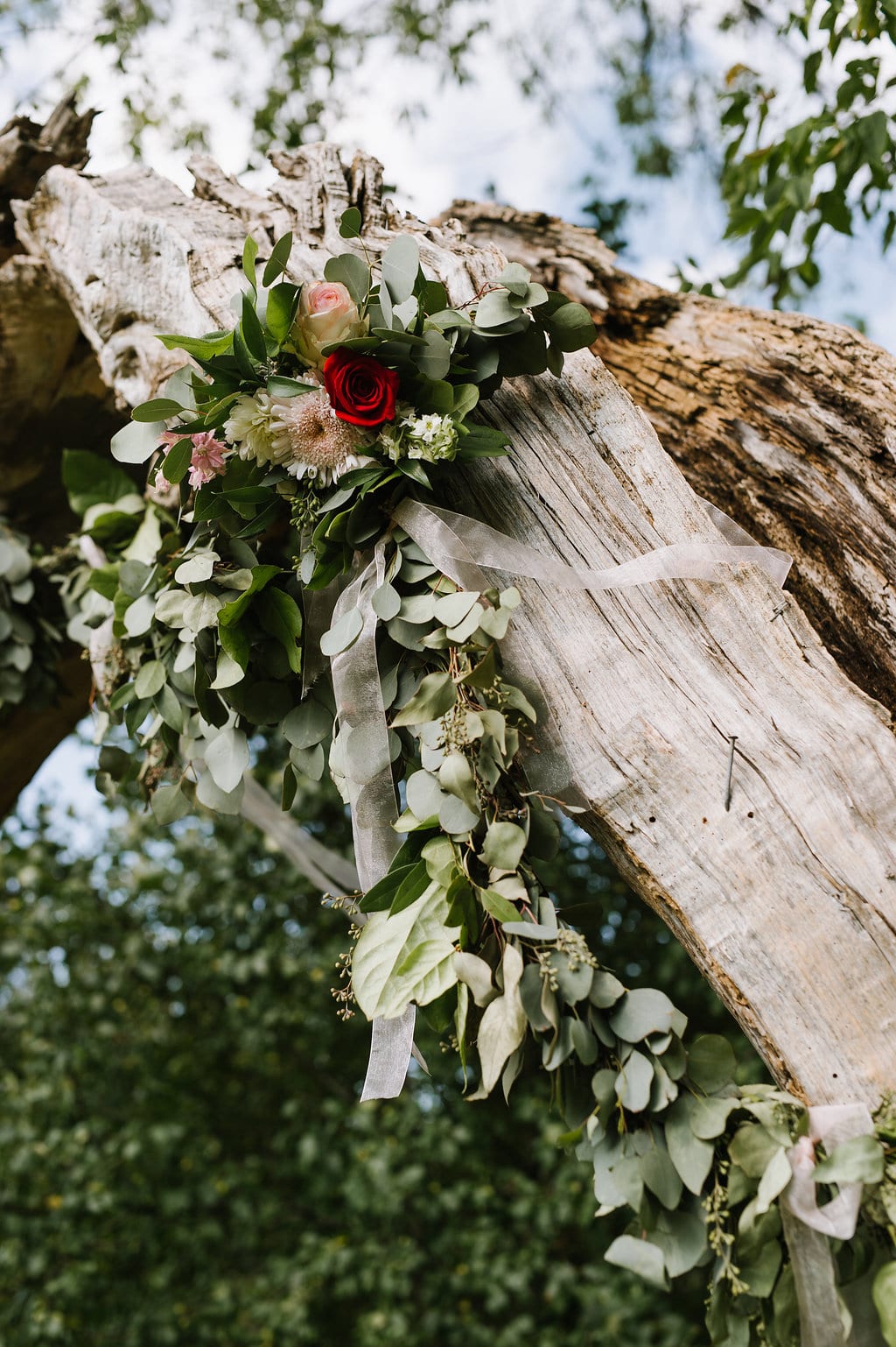 Hope Glen Farm, Megan Daas Photography, barn wedding, farm wedding, outdoor wedding, Minnesota farm wedding, floral decor, wedding inspiration, pink wedding, pink wedding flowers, pink wedding floral, Minneapolis florist, Saint Paul florist, Hope Glen Farm wedding florist, Minneapolis wedding florist, Artemisia Studios, rustic wedding, country wedding, Midwest wedding, Minnesota Bride