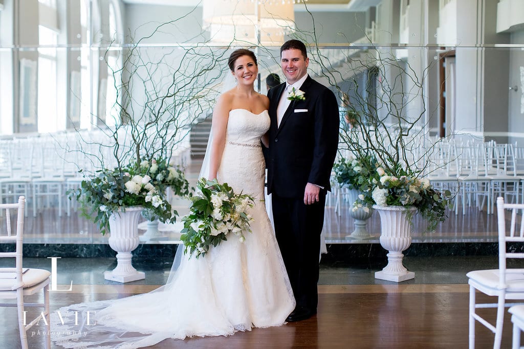 Calhoun Beach Club, LaVie Photography, white and green wedding flowers, summer wedding, indoor wedding, Minneapolis wedding, Minneapolis wedding venues, classy wedding colors, Calhoun Beach Club wedding florist, Minneapolis wedding florist, Minnesota wedding florist, Artemisia Studios