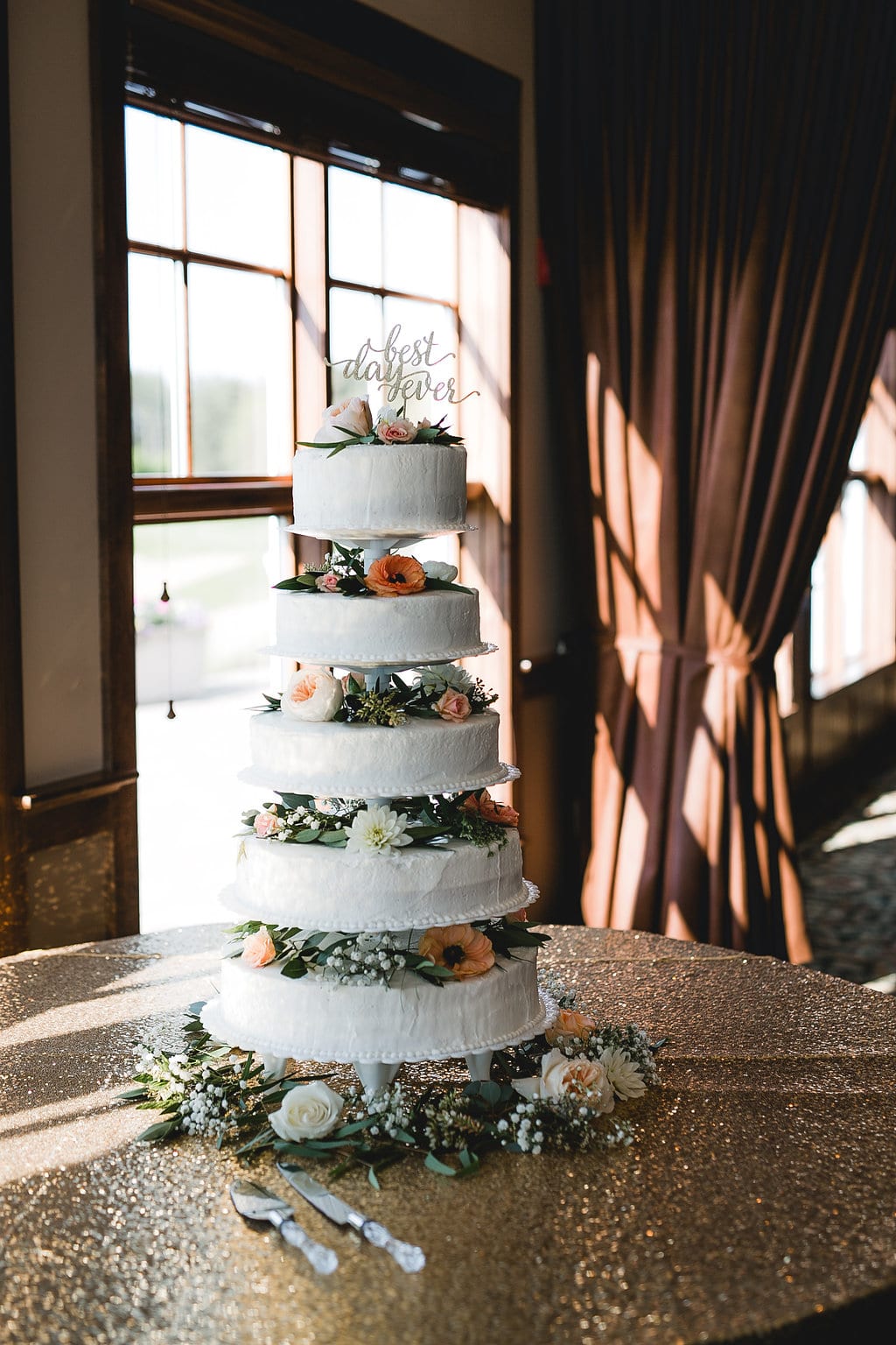 Troy Burne Golf Course, Aqua Fox Photography, spring wedding, outdoor wedding, spring wedding flowers, spring wedding floral, orange wedding flowers, orange floral, blush wedding, blush and orange wedding, Artemisia Studios, Saint Paul wedding florist, Minnesota wedding florist