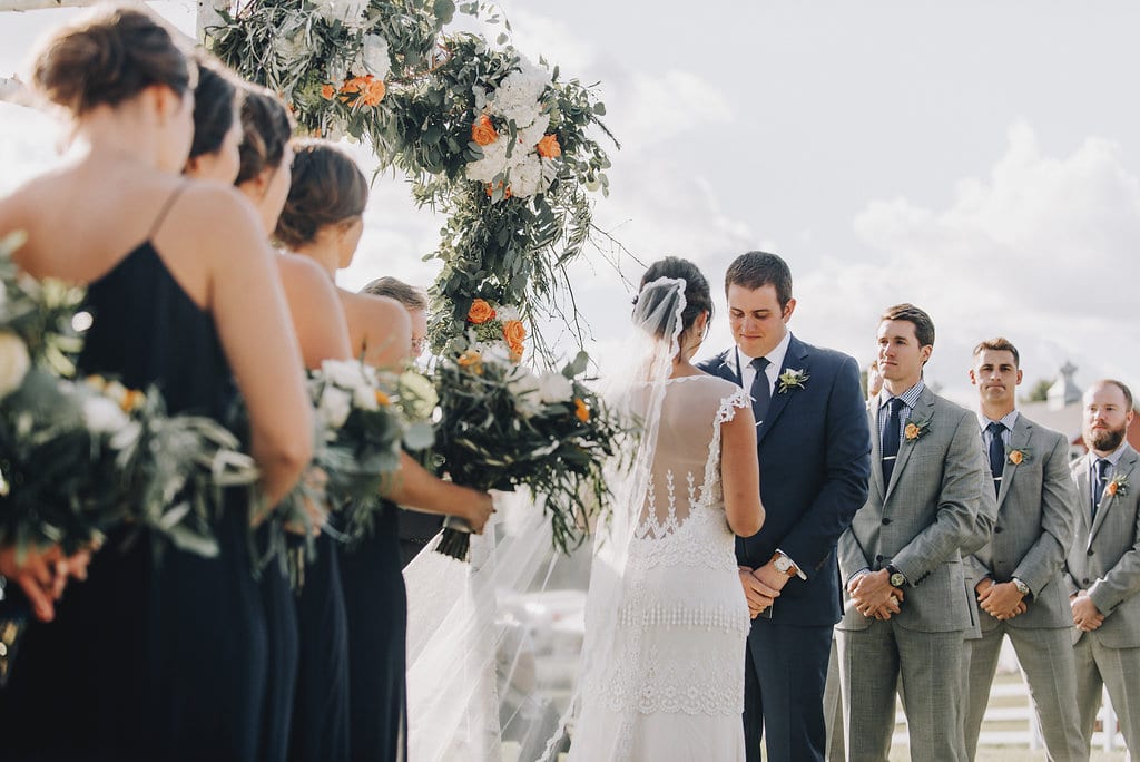 Dellwood Barn, rustic wedding, barn wedding, outdoor wedding, fall wedding, autumn wedding, September wedding, Minnesota wedding, Minnesota wedding florist, Minneapolis wedding florist, wedding flowers, fall flowers, Artemisia Studios