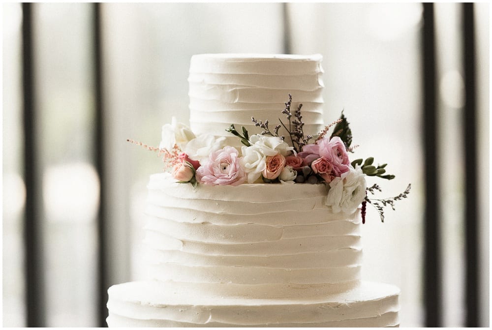 Tandem Tree Photography, Minnesota History Center, wedding, wedding floral, wedding flowers, Minnesota wedding florist, wedding florist, wedding floral arrangements, Minnesota wedding, wedding reception, centerpieces, floral centerpieces, wedding decor, wedding cake, cake floral, wedding cake floral