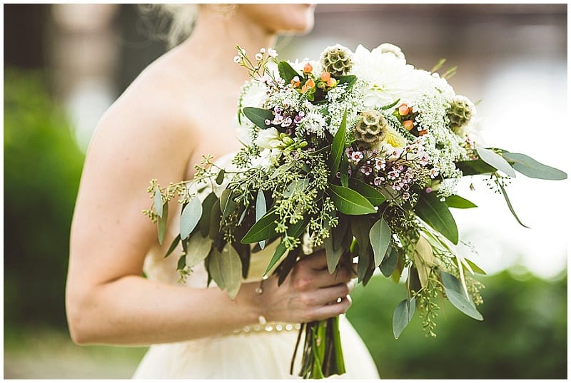 bridal bouquet, summer wedding, summer flowers, floral, bride, Lucas Botz Photography, Aster Cafe