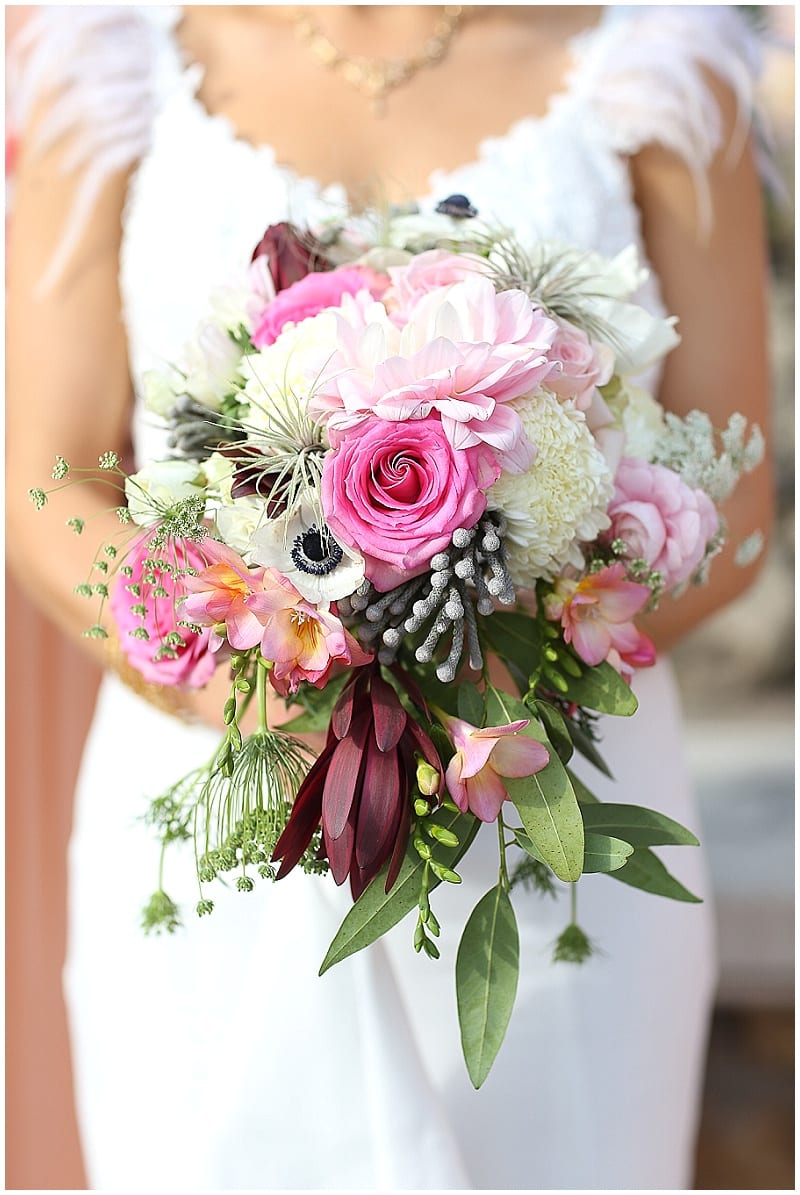 Como Zoo, bride, bridal bouquet, pink flowers, summer wedding