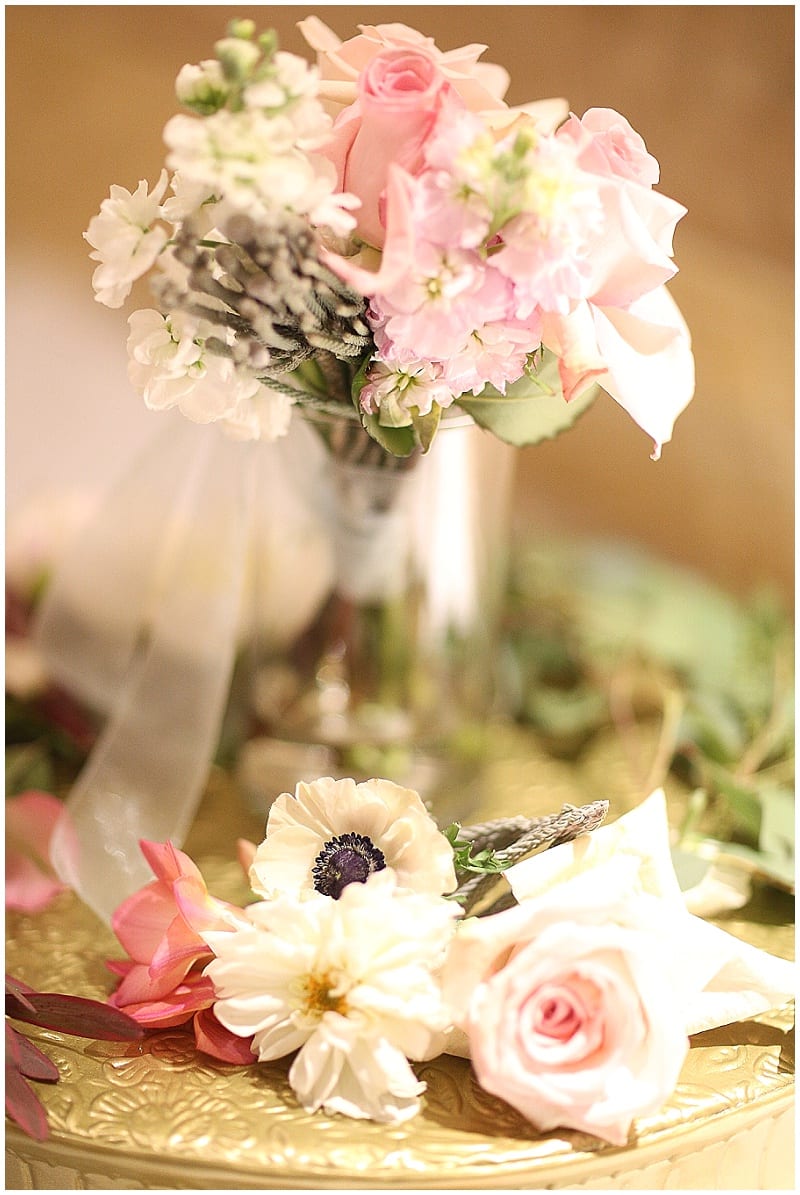 Como Zoo, flowers, floral, weddings, bouquet, boutonniere